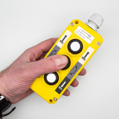 Пост кнопочный, ПКТ T381, 5А, 500В, IP65, 3 кнопки (3NO+3NO)